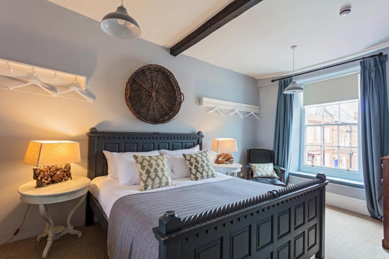 The Black Lion Hotel Little Walsingham Εξωτερικό φωτογραφία