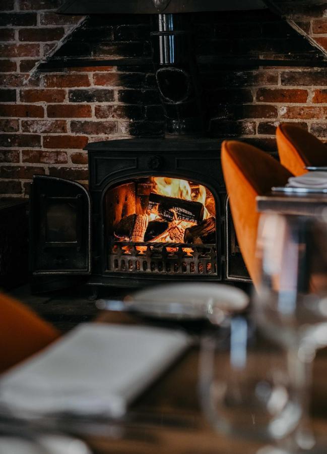 The Black Lion Hotel Little Walsingham Εξωτερικό φωτογραφία